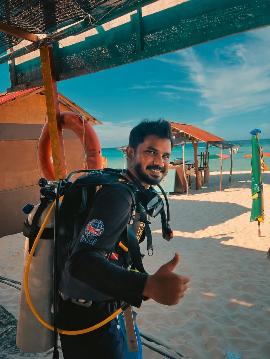 Anupam Sen — PADI scuba diver